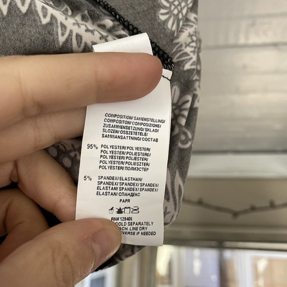 Venus small, long slitted skirt. - Picture 5 of 6